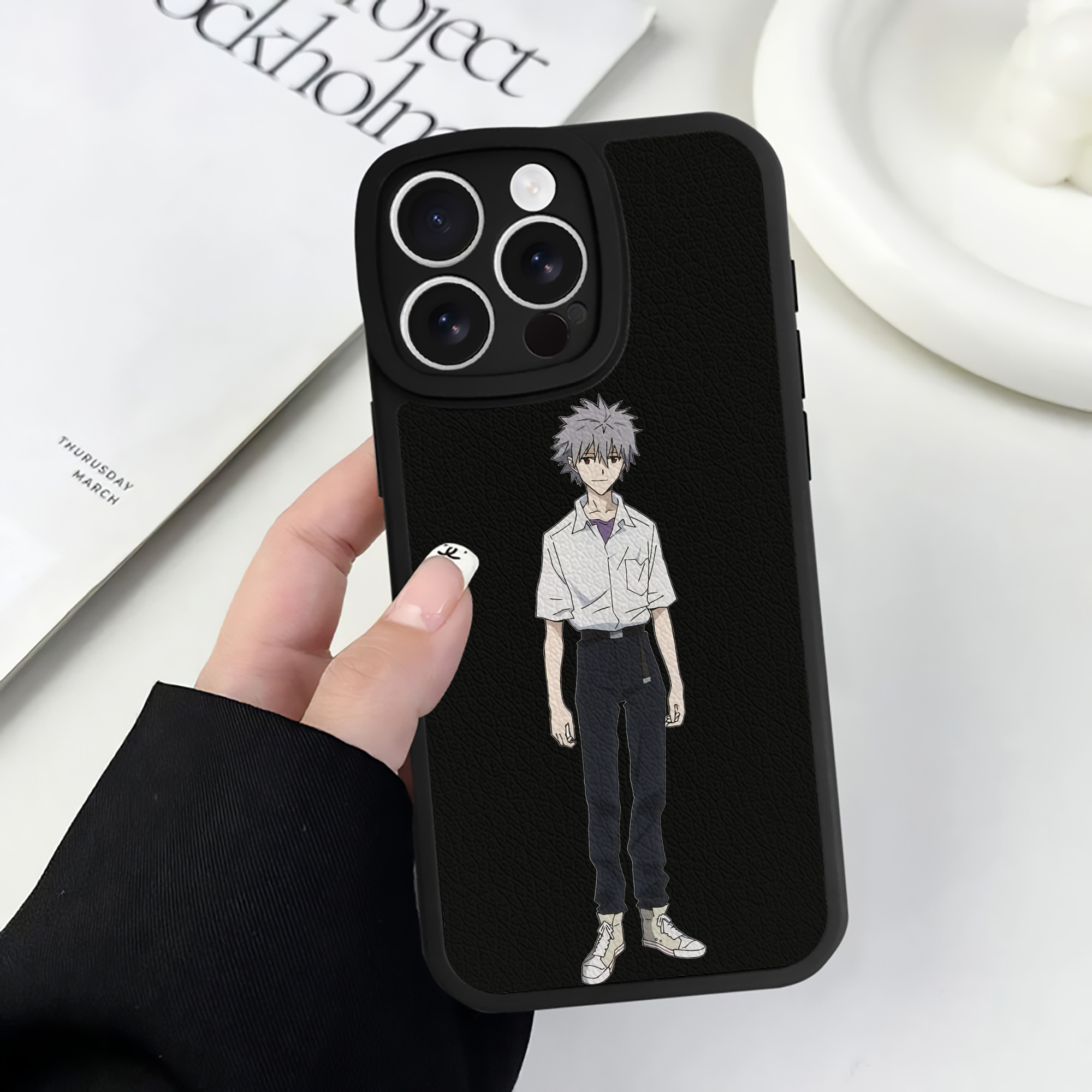 （画像用） EVA 新世紀エヴァンゲリオン 【iPhone 16シリーズ対応】シリコンスマホケース（レザー調） 材質：シリコン